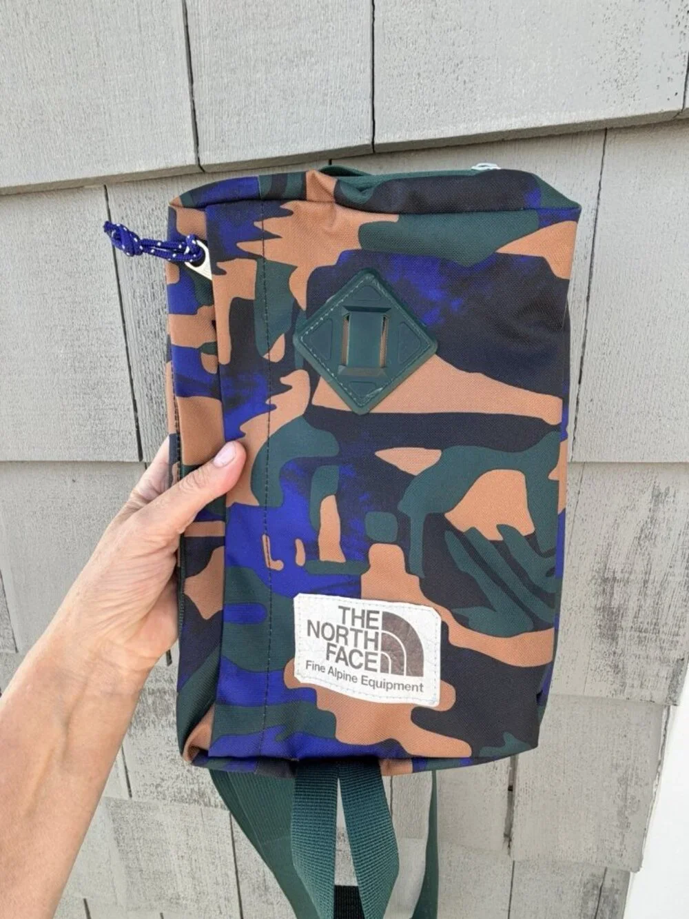 The North Face Camo Berkeley sling crossbody bag Yosemite Bay Dome gorpcore